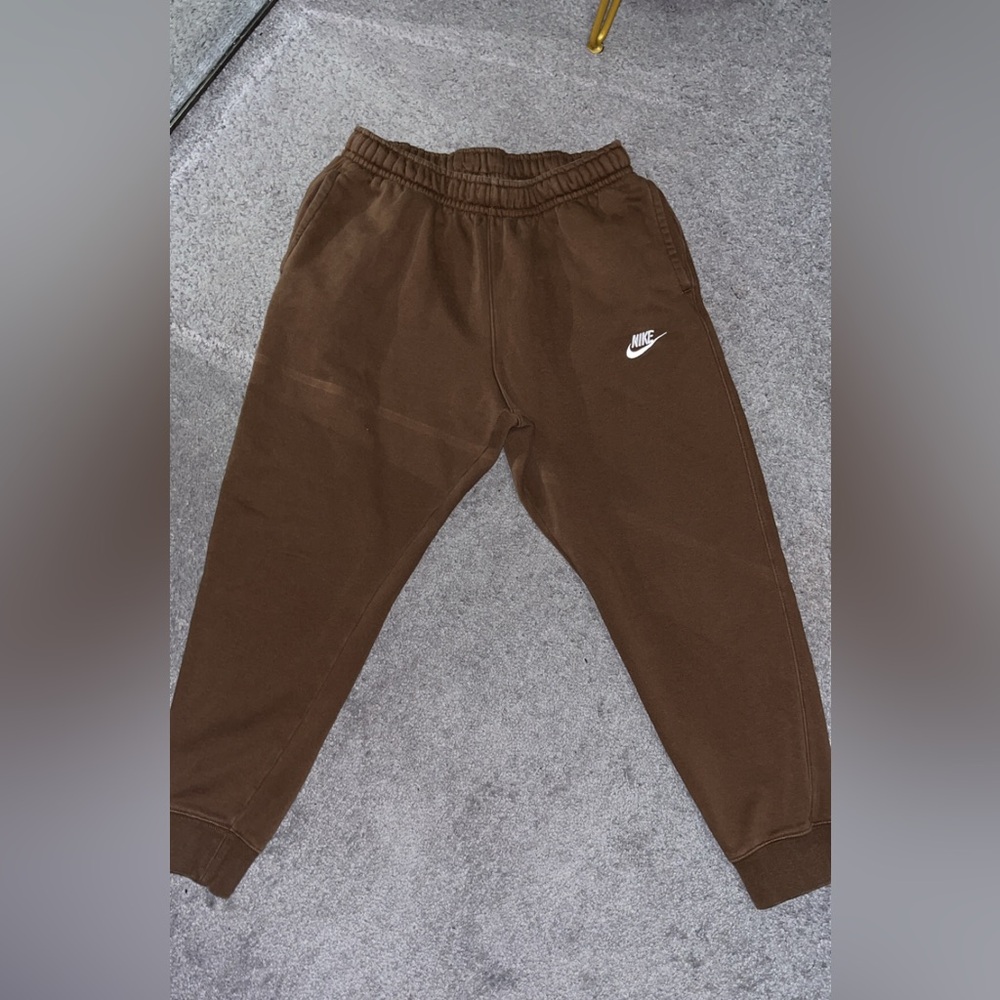 Nike Men Chocolate Brown Sweatpants